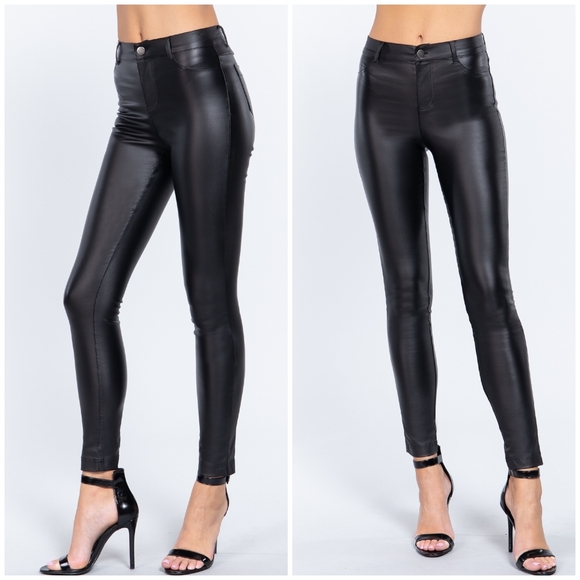 Chic Black Matte Vegan Leather Stretchy Skinny Pants - Picture 4 of 6